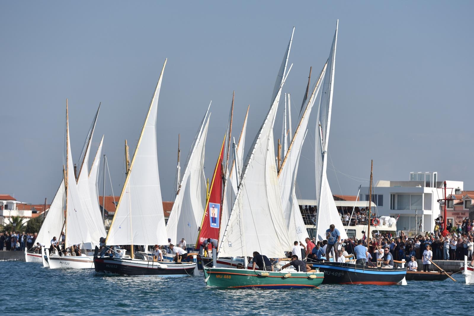 Murter: Održana tradicionalna regata Latinsko idro