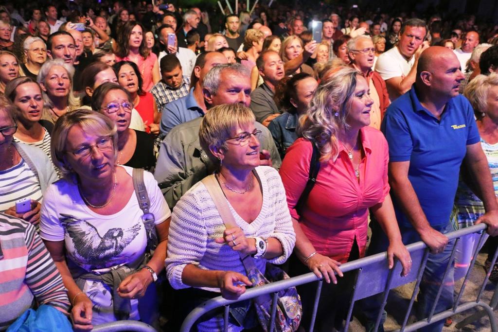 Virsko ljeto 2015. završeno koncertom Halida Bešlića Virsko ljeto 2015. završeno koncertom Halida Bešlića