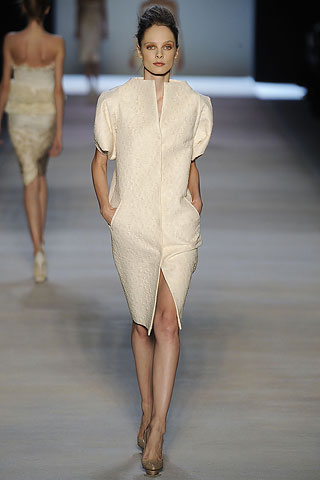 Na granici s coutureom (Moda.hr)