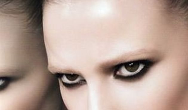 Obrve, foto: Calvin Klein/tportal.hr