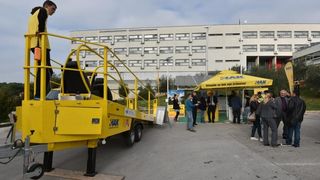 Auto klub Zadar prezentirao simulator prevrtanja i sudara, Foto: Dino Stanin/PIXSELL Auto klub Zadar prezentirao simulator prevrtanja i sudara, Foto: Dino Stanin/PIXSELL