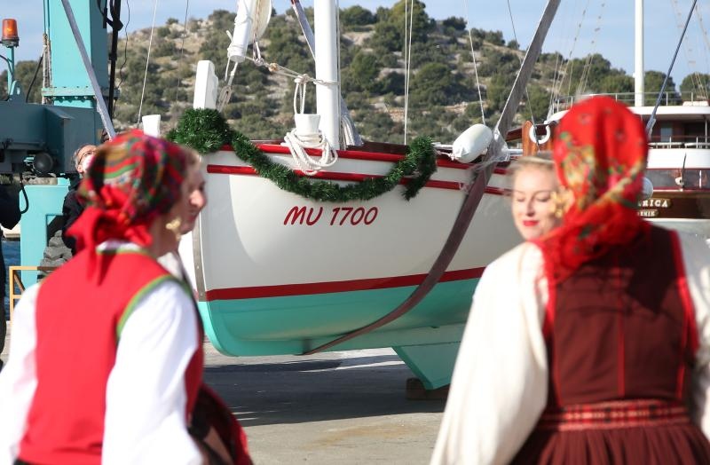 Svečano porinuta betinska gajeta “Lipa moja”