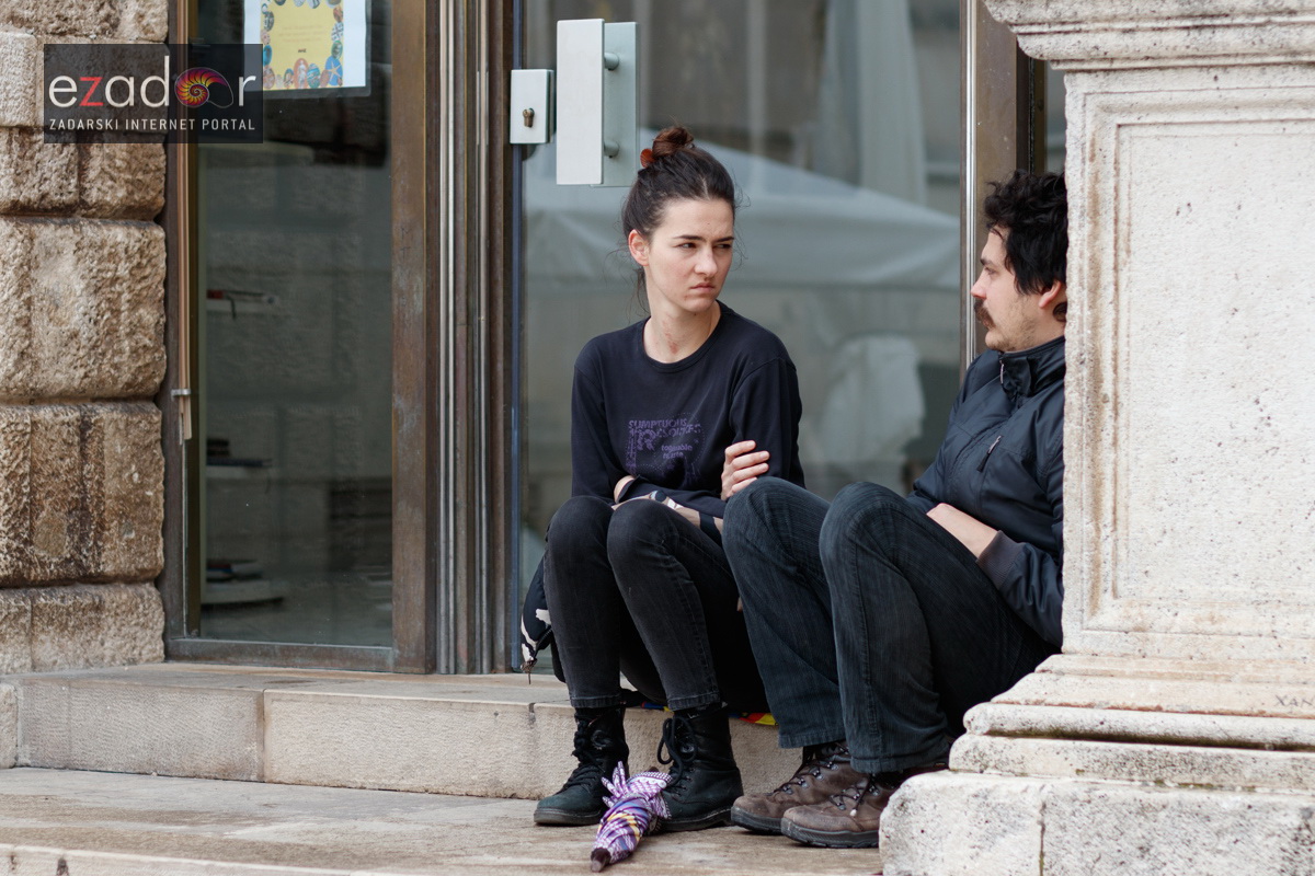 Đir po gradu, subotnja špica 31. ožujka 2018. Đir po gradu, subotnja špica 31. ožujka 2018.