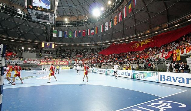 Image 1098639 (auto)