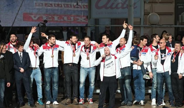 Brončani kauboji svečano dočekani na Trgu bana Josipa Jelačića. Foto: Goran Stanzl/PIXSELL
