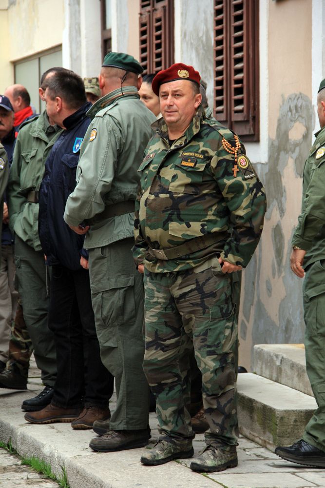 21. obljetnica VRA “Maslenica”: Mimohod branitelja 21. obljetnica VRA “Maslenica”: Mimohod branitelja