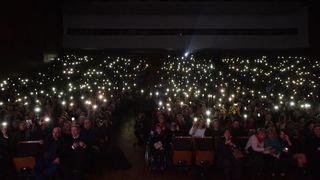 KD Lisinski: Prijatelji i Kemo – Hiljade pahulja bijelih KD Lisinski: Prijatelji i Kemo – Hiljade pahulja bijelih