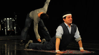 Zadar, 21.01.2013. snimio: Nenad Marčev
TEATAR EXIT, Zagreb
Saša Anočić
KAUBOJI
redatelj: Saša Anočić
igraju: Živko Anočić, Matija Antolić,
Hrvoje Barišić, Krunoslav Klabučar,
Rakan Rushaidat, Radovan Ruždjak i Ivana Rushaidat
izvan pre Zadar, 21.01.2013. snimio: Nenad Marčev
TEATAR EXIT, Zagreb
Saša Anočić
KAUBOJI
redatelj: Saša Anočić
igraju: Živko Anočić, Matija Antolić,
Hrvoje Barišić, Krunoslav Klabučar,
Rakan Rushaidat, Radovan Ruždjak i Ivana Rushaidat
izvan pre