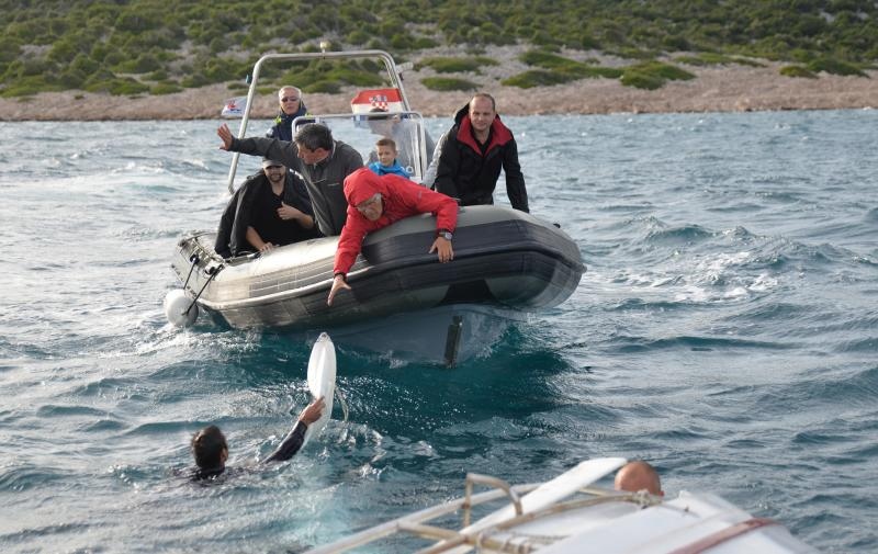 Ministra Hajdaša Dončića i posadu spašavali iz prevrnutog broda na regati Latinsko idro, Photo: Duško Jaramaz/PIXSELL