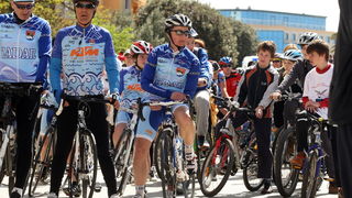 Zadar, 070413.
Branimirova obala.
U povodu Svjetskog dana zdravlja i u sklopu Zupanijskih dana 2013. godine, Tim za zdravlje Zadarske zupanije i Grad Nin organizirali su biciklijadu pod nazivom Od Branimira do Branimira na relaciji Zadar-Nin-Zadar u dulj Zadar, 070413.
Branimirova obala.
U povodu Svjetskog dana zdravlja i u sklopu Zupanijskih dana 2013. godine, Tim za zdravlje Zadarske zupanije i Grad Nin organizirali su biciklijadu pod nazivom Od Branimira do Branimira na relaciji Zadar-Nin-Zadar u dulj