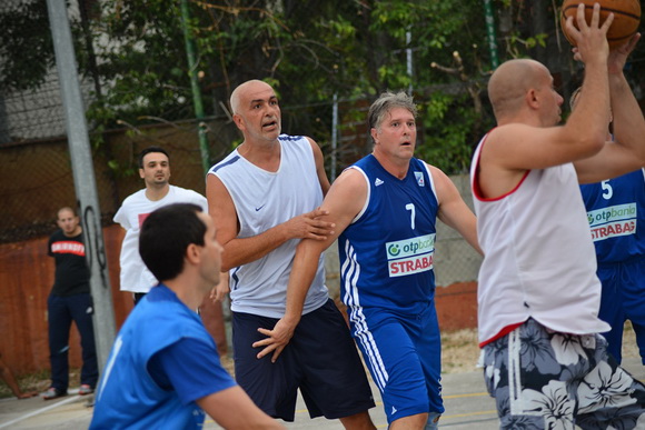 U povodu blagdana Kraljice Mira u Stanovima odigrana utakimica između veterana KK Zadar i Stanova, Foto: Iva Perinčić U povodu blagdana Kraljice Mira u Stanovima odigrana utakimica između veterana KK Zadar i Stanova, Foto: Iva Perinčić