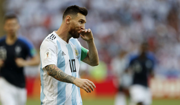 5. mjesto – Lionel Messi nije imao sezonu iz snova. S Barcelonom je osvojio prvenstvo, no a Argentinom je igrao ispod očekivane razine i bio gotovo nevidljiv.