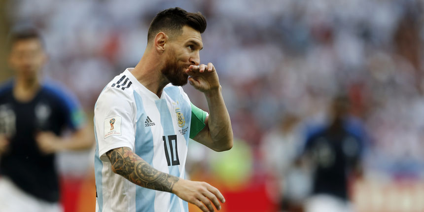 5. mjesto – Lionel Messi nije imao sezonu iz snova. S Barcelonom je osvojio prvenstvo, no a Argentinom je igrao ispod očekivane razine i bio gotovo nevidljiv.