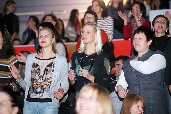 Karlovačko live 2012: Tony Cetinski na Višnjiku (foto:Saša Čuka) Karlovačko live 2012: Tony Cetinski na Višnjiku (foto:Saša Čuka)