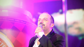 Karlovačko live 2012: Tony Cetinski na Višnjiku (foto:Saša Čuka) Karlovačko live 2012: Tony Cetinski na Višnjiku (foto:Saša Čuka)