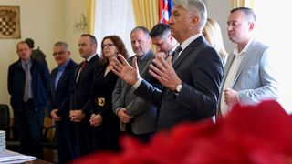 Župan Longin primio predstavnike medija koji prate rad Zadarske županije Župan Longin primio predstavnike medija koji prate rad Zadarske županije