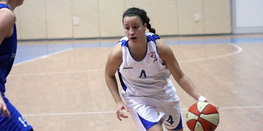 Gloria Sikirić, ŽKK Zadar – ŽKK Požega (foto: Saša Čuka) Gloria Sikirić, ŽKK Zadar – ŽKK Požega (foto: Saša Čuka)