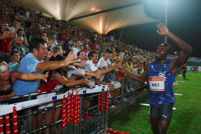 Zagreb, 130911.
IAAF World Challenge Zagreb 2011, 
61. memorijal Borisa Hanzekovica na atletskom stadionu Mladost na Savi.
Na slici: Usain Bolt trci pocasni krug.
Foto: Goran Mehkek / CROPIX