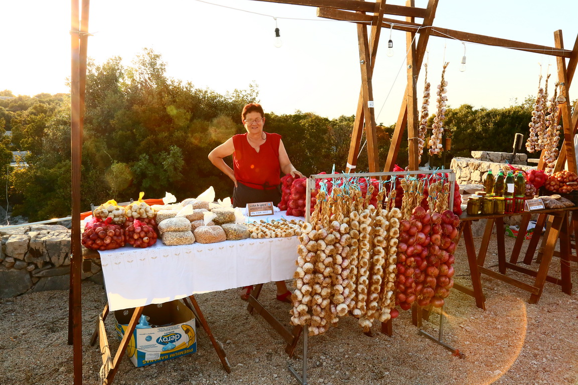 Sajam “Luka i igara” na vidikovcu Kamenjak Sajam “Luka i igara” na vidikovcu Kamenjak