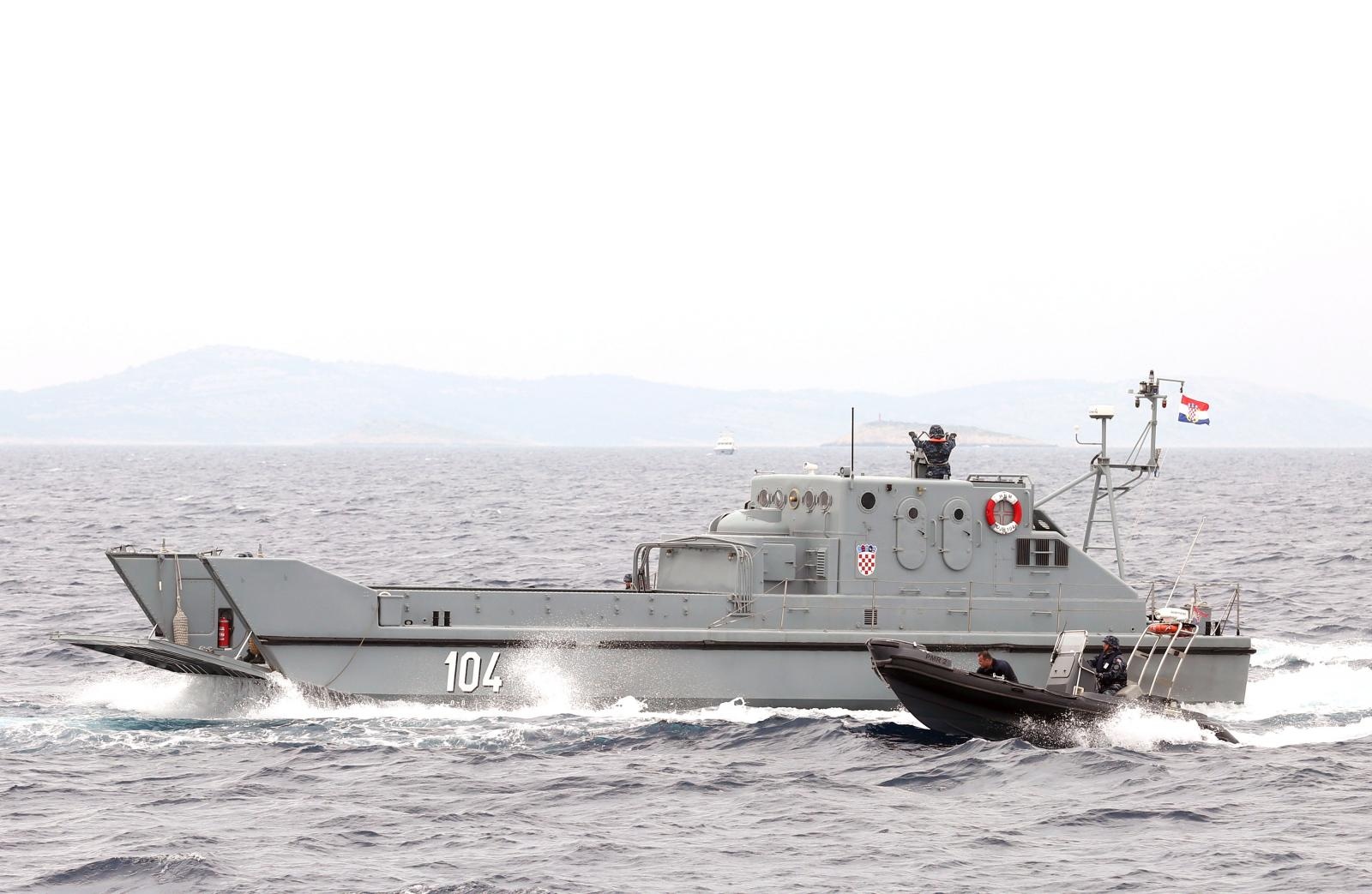 Žirje: Vojne vježba Hrvatske ratne mornarice Oružanih snaga RH “Harpun 2017” Žirje: Vojne vježba Hrvatske ratne mornarice Oružanih snaga RH “Harpun 2017”