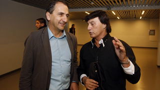 Zadar, 121110
Festival zabavne glazbe Zadar 2010 u velikoj dvorani Kresimira Cosica. Na slici dogradonacelnik Drazen Grgurevic i Dusko Lokin.
Foto: Jure Miskovic / CROPIX Zadar, 121110
Festival zabavne glazbe Zadar 2010 u velikoj dvorani Kresimira Cosica. Na slici dogradonacelnik Drazen Grgurevic i Dusko Lokin.
Foto: Jure Miskovic / CROPIX