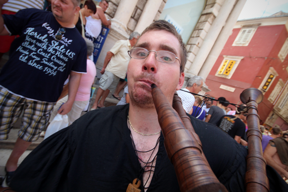 Vitezovi vranski na Narodnom trgu (foto:Saša Čuka) Vitezovi vranski na Narodnom trgu (foto:Saša Čuka)