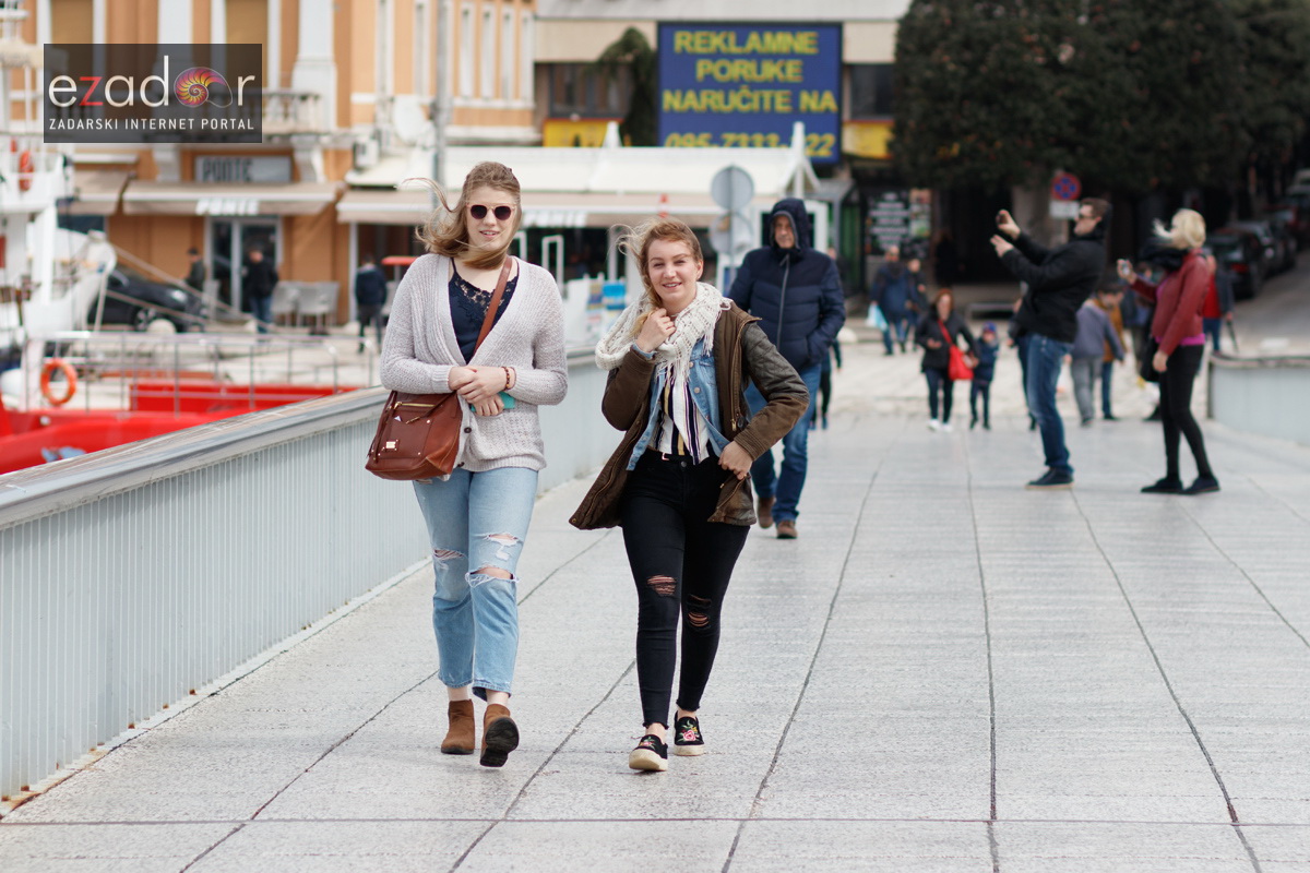 Đir po gradu, subotnja špica 31. ožujka 2018. Đir po gradu, subotnja špica 31. ožujka 2018.