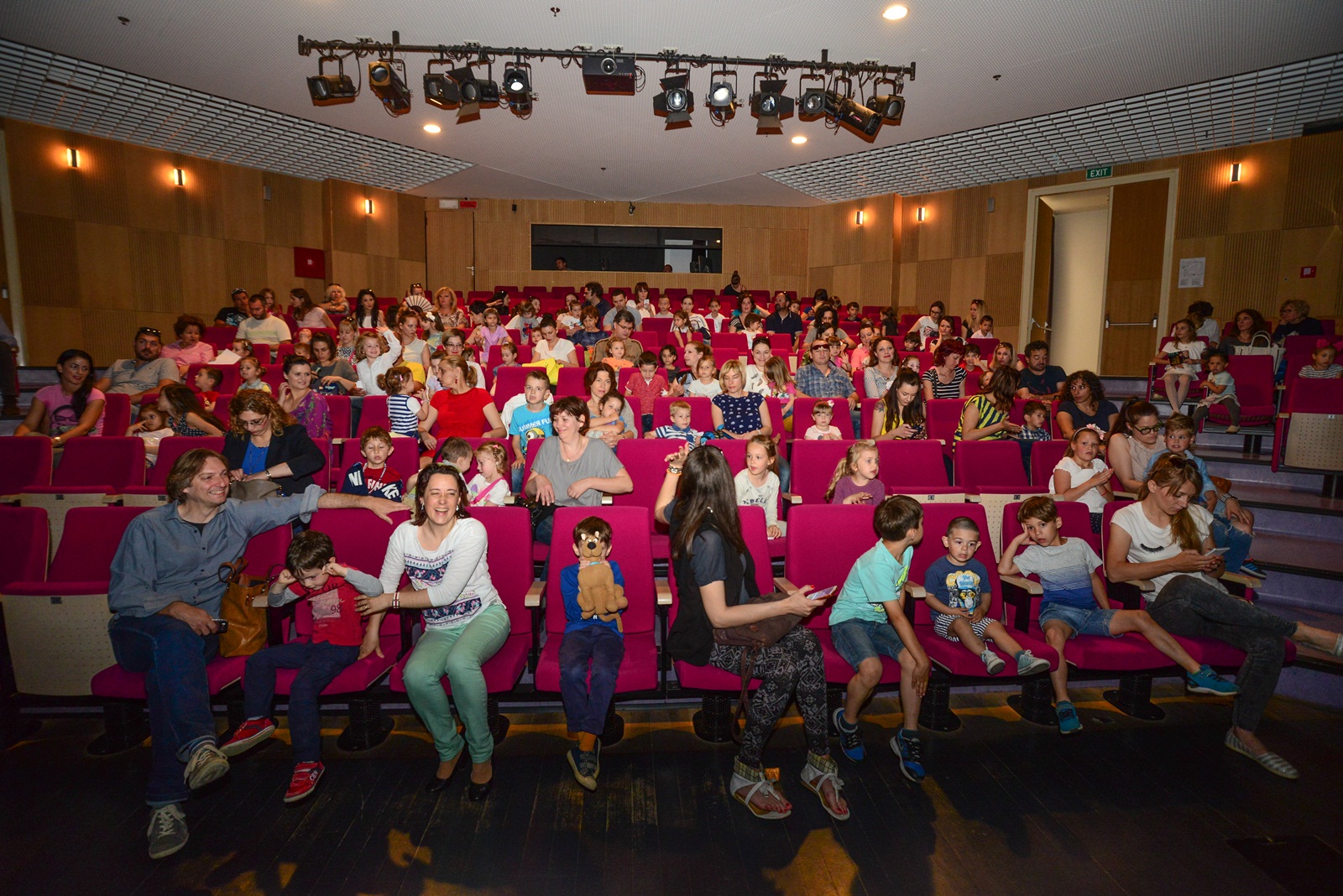 Pretpremijera predstave “Ivica i Marica” danas u Kazalištu lutaka Pretpremijera predstave “Ivica i Marica” danas u Kazalištu lutaka