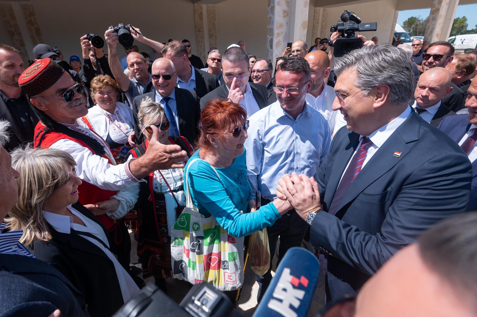 Plenković i EU kandidati HDZ-a na Benkovačkom sajmu