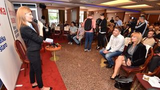 Boris Lalovac sudjelovao je na SDP-ovoj predizbornoj tribini u hotelu Kolovare te je odgovarao na pitanja okupljenih građana, Foto: Dino Stanin/PIXSELL Boris Lalovac sudjelovao je na SDP-ovoj predizbornoj tribini u hotelu Kolovare te je odgovarao na pitanja okupljenih građana, Foto: Dino Stanin/PIXSELL