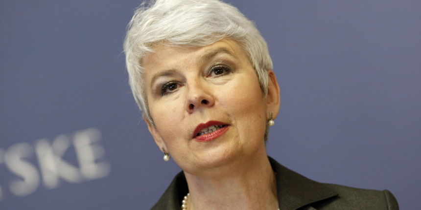 Zagreb, 140311.
Predsjednica Vlade Republike Hrvatske Jadranka Kosor sastala se u Banskim dvorima s izvjestiteljem za Republiku Hrvatsku u Europskom parlamentu Hannesom Swoboda i izaslanstvom Odbora za vanjske poslove u Europskom parlamentu.
Na fotografij