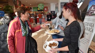 Učenici PPV Stanka Ožanića promovirali zdravu hranu u trgovini Bio svijet