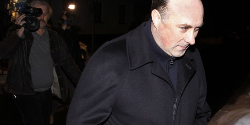 Koprivnica, 210110.
Uskok je pokrenuo istragu protiv Damira Polanceca. Zvonko Beljo vlasnik krizevacke tvrtke Gradec preko koje je Podravka oprala deset milijuna kuna izravno tereti Damira Polanceca za krivicno djelo.
Na slici: Damir Polancec daje izjavu