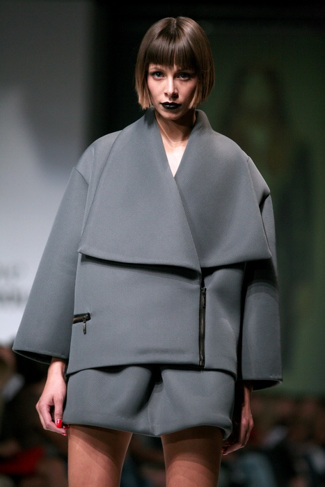 Zagreb, 011011.
Zagrebacki velesajam.
Modna revija Dove Fashion.hr proljece – ljeto 2012.
Na slici: revija Squat
Foto: Biljana Gaurina / CROPIX Zagreb, 011011.
Zagrebacki velesajam.
Modna revija Dove Fashion.hr proljece – ljeto 2012.
Na slici: revija Squat
Foto: Biljana Gaurina / CROPIX