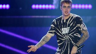 Image 379295 (auto) Image 379295 (auto)