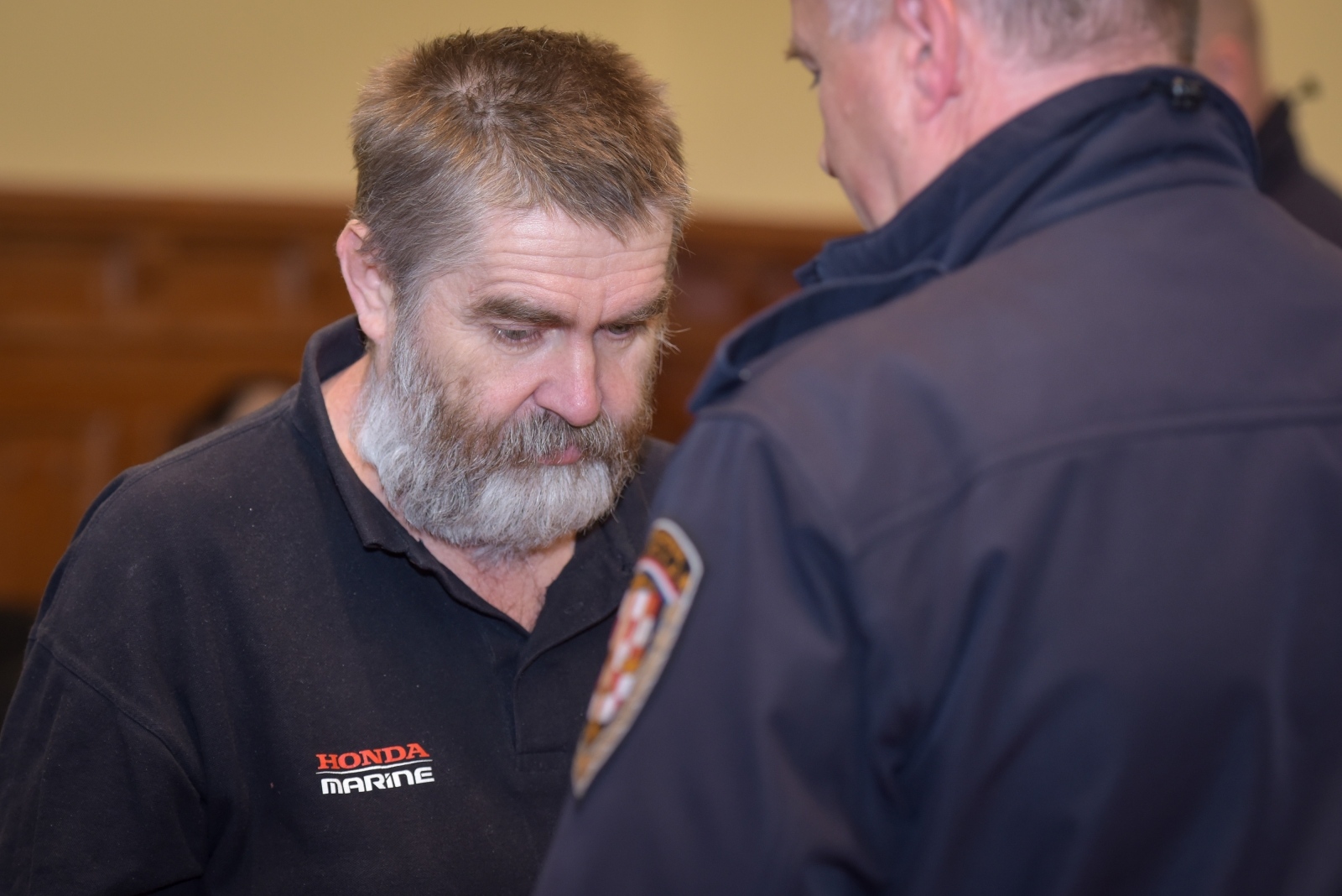 Počelo suđenje Josipu Rođaku koji je bacio četvero djece s balkona Počelo suđenje Josipu Rođaku koji je bacio četvero djece s balkona