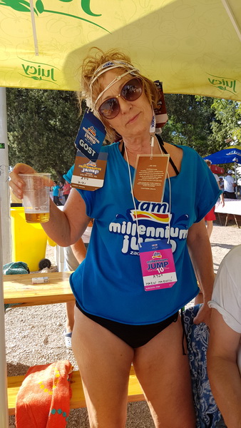 Sasvim osoban doživljaj – 10. dm Millennium Jump sa zadarske rive. Foto: Mladen Malik Barba Sasvim osoban doživljaj – 10. dm Millennium Jump sa zadarske rive. Foto: Mladen Malik Barba