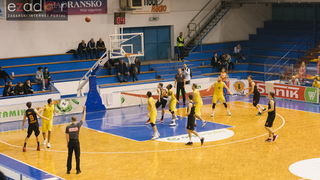 HT Premijer liga, 3. kolo: KK Jazine Arbanasi – GKK Šibenik 36-72 HT Premijer liga, 3. kolo: KK Jazine Arbanasi – GKK Šibenik 36-72