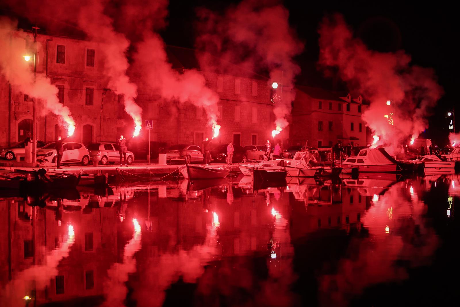 Veličanstveni doček brončanog Joška Gvardiola @ Novigrad Veličanstveni doček brončanog Joška Gvardiola @ Novigrad