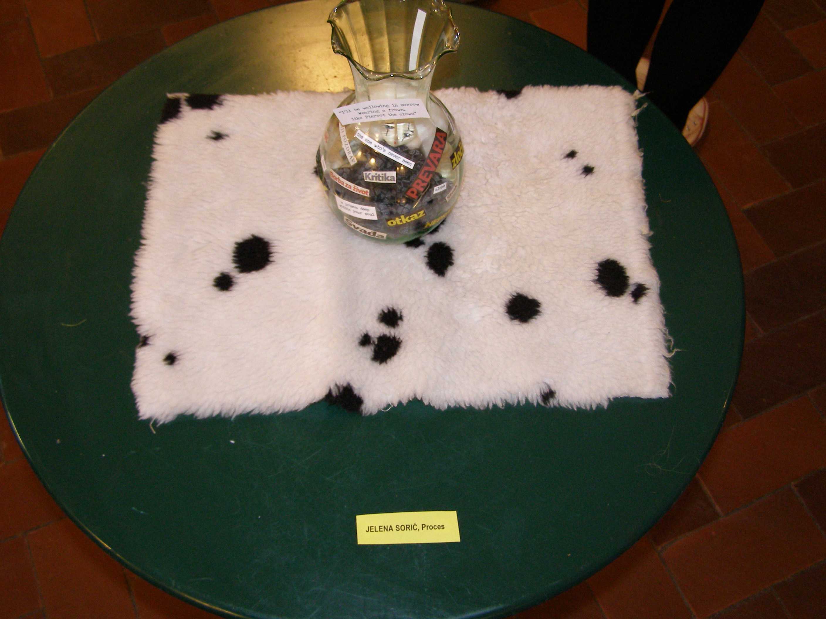 Izložba dadaizam u Studentskom klubu Izložba dadaizam u Studentskom klubu