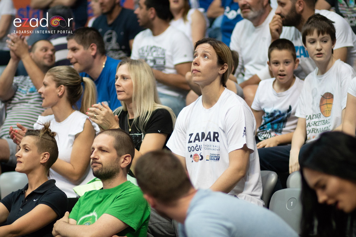Polufinale doigravanja HT Premijer lige, 3. utakmica: KK Zadar – KK Cibona 88-96