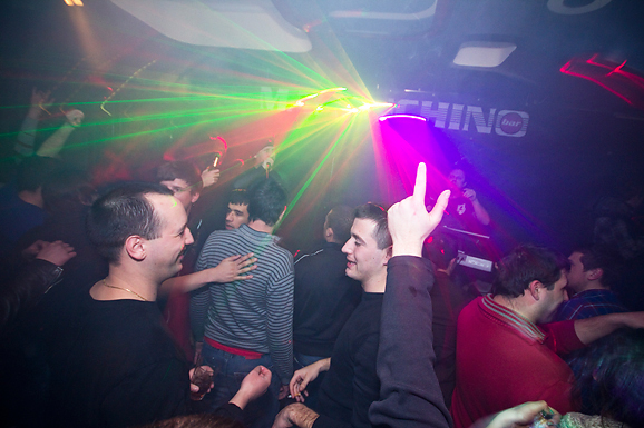 Kuzma & Shaka Zulu @ Maraschino bar (foto:Saša Čuka) Kuzma & Shaka Zulu @ Maraschino bar (foto:Saša Čuka)