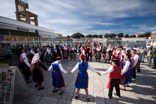 Sajam “Eko etno” najavljen svečanom povorkom (foto:Saša Čuka) Sajam “Eko etno” najavljen svečanom povorkom (foto:Saša Čuka)