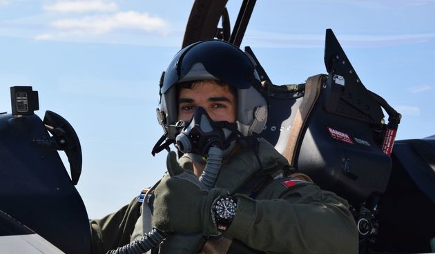 Prvi samostalni letovi omanskih pilota