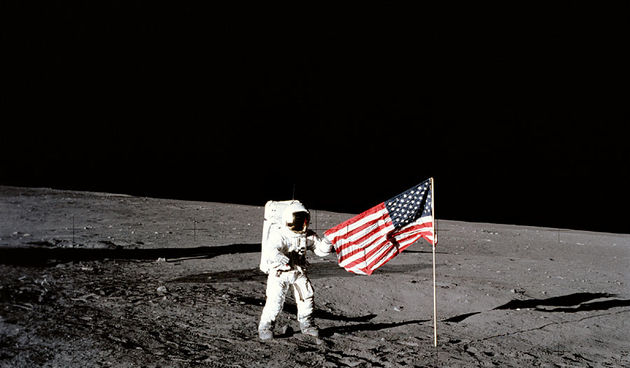 prvo slijetanje na Mjesec