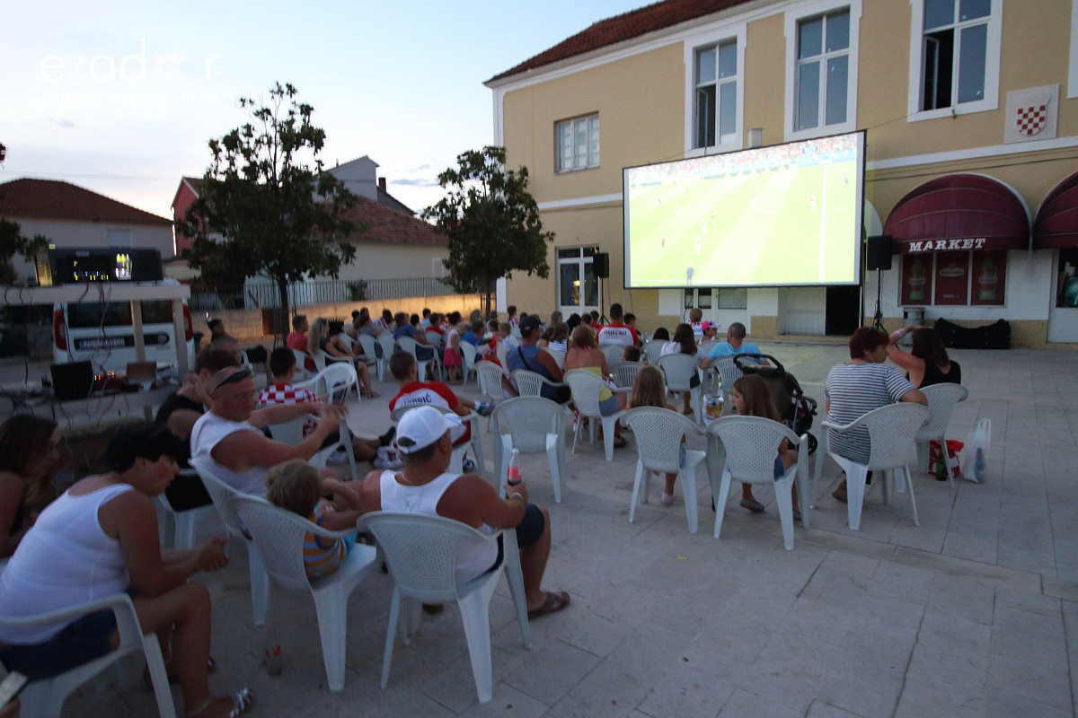 Bibinje: Navijanje za Vatrene i fešta nakon pobjede nad Rusijom
