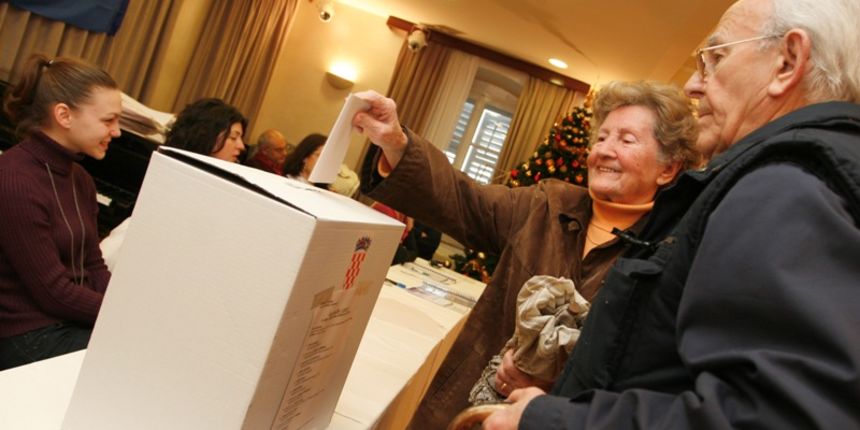 Predsjednički izbori (Foto: Ivo Ravlic / CROPIX ) Predsjednički izbori (Foto: Ivo Ravlic / CROPIX )