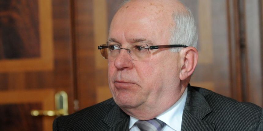 Zadar, 190213.
Ministar znanosti, obrazovanja i sporta dr. sc. Zeljko Jovanovic i zadarski gradonacelnik dr. Zvonimir Vrancic danas su na sastanku u gradskoj upravi pokusavali rijesiti problem Centra za rehabilitaciju i odgoj mladih i djece s posebnim pot Zadar, 190213.
Ministar znanosti, obrazovanja i sporta dr. sc. Zeljko Jovanovic i zadarski gradonacelnik dr. Zvonimir Vrancic danas su na sastanku u gradskoj upravi pokusavali rijesiti problem Centra za rehabilitaciju i odgoj mladih i djece s posebnim pot