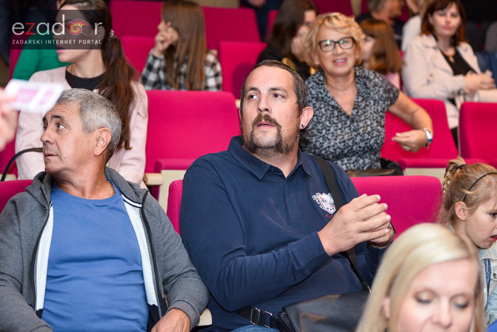 Premijera predstave “Pale sam na svijetu” u Kazalištu lutaka Zadar Premijera predstave “Pale sam na svijetu” u Kazalištu lutaka Zadar