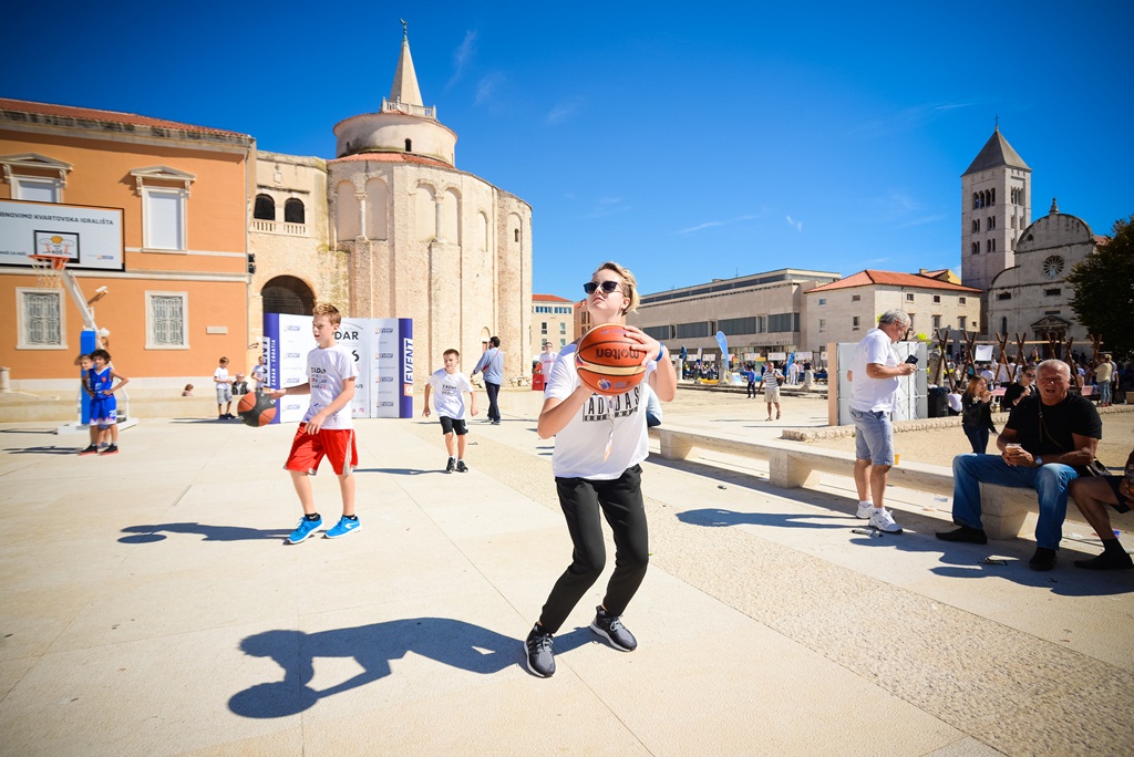 ZDBT 2016: Kids Day & Basket 3×3 na Forumu. Foto: Iva Perinčić ZDBT 2016: Kids Day & Basket 3×3 na Forumu. Foto: Iva Perinčić